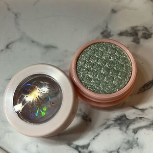 Colourpop super shock shadow down in New Orleans